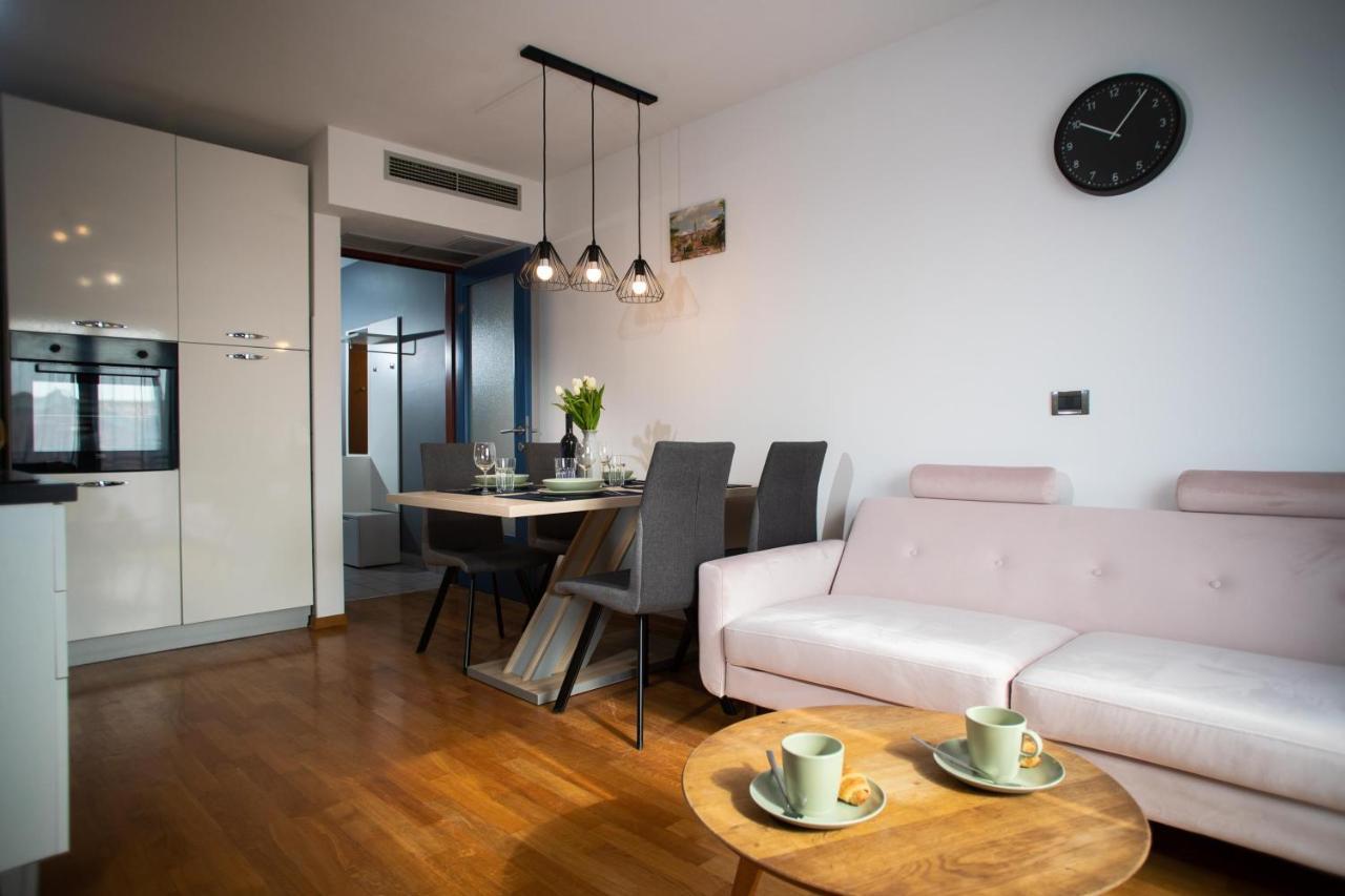 Apartment Moon Rovinj Exterior photo