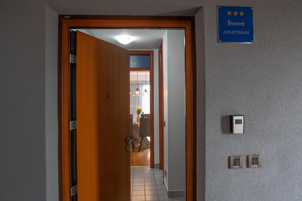 Apartment Moon Rovinj Exterior photo